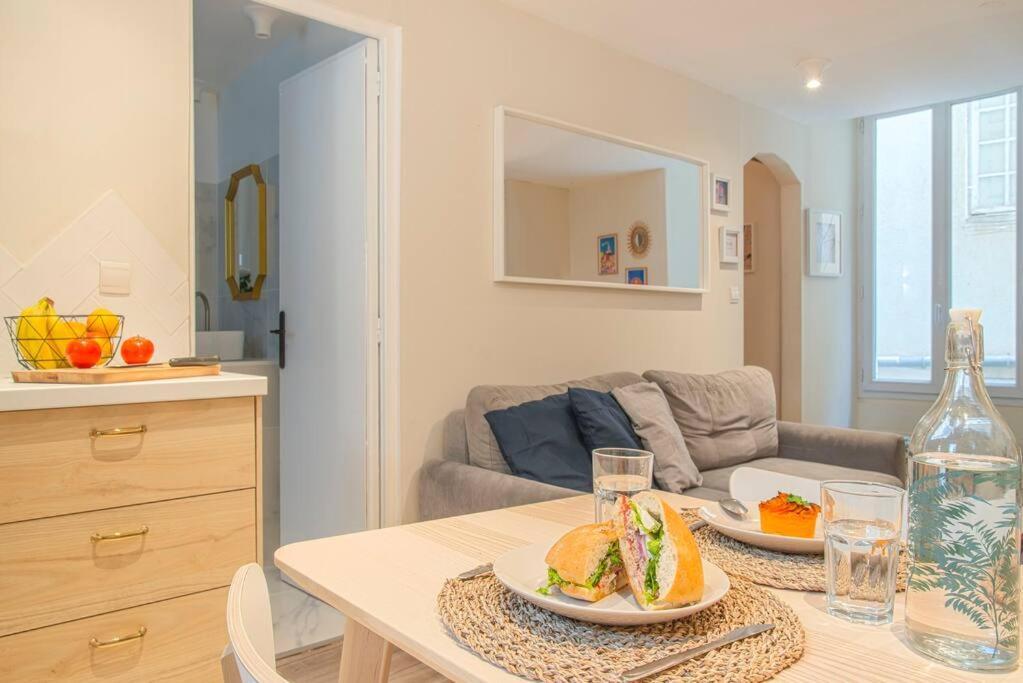 Au Pied De Notre Dame De La Garde Apartman Marseille Kültér fotó
